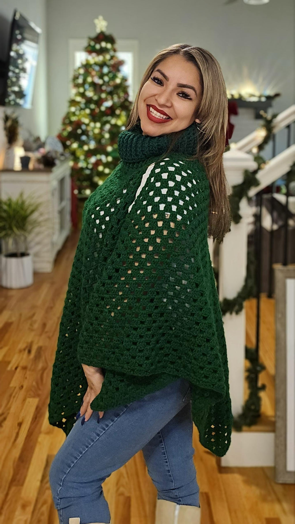Crochet Open Shoulder Poncho: Wintergreen Acrylic, Size M/L