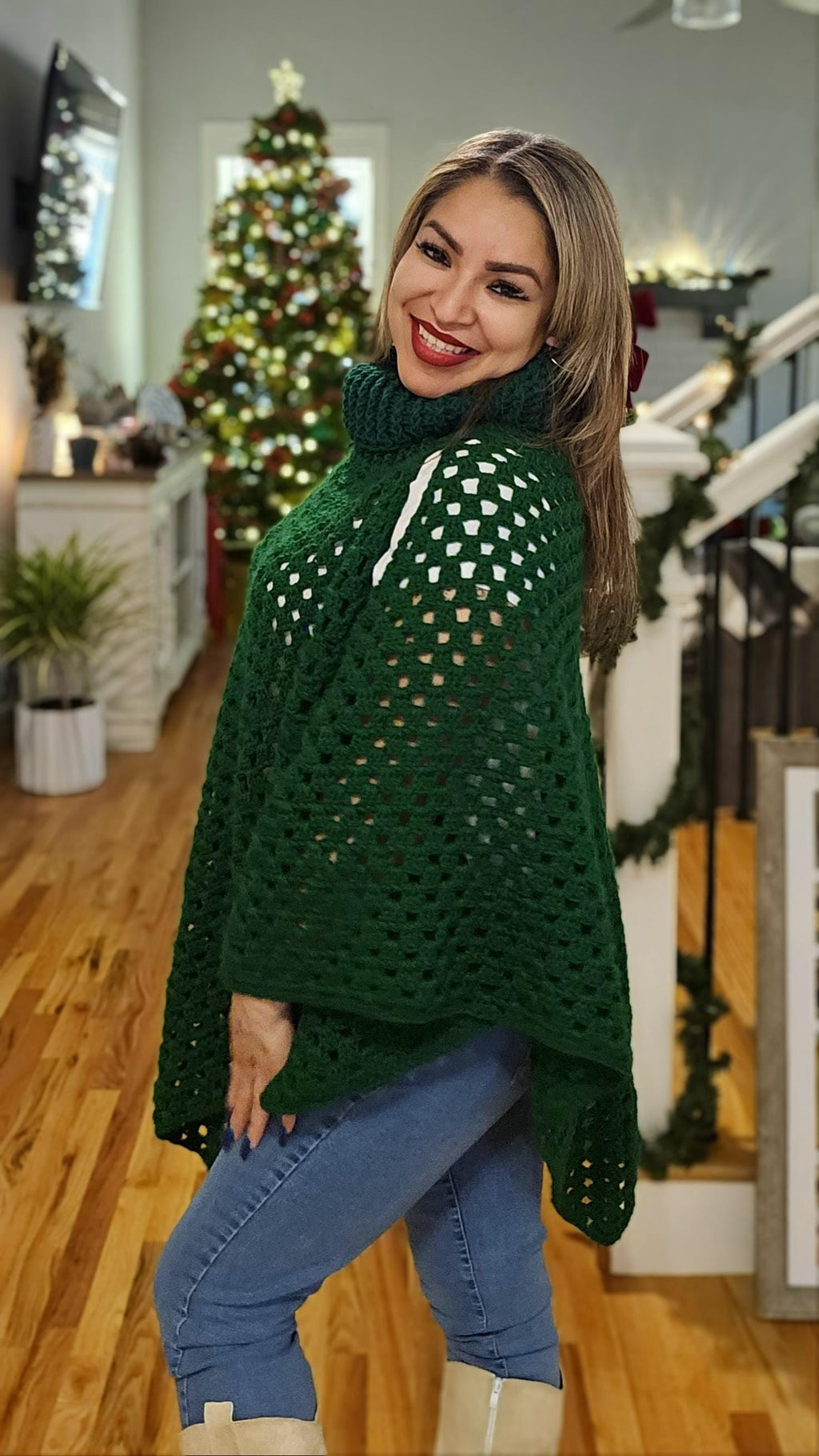 Crochet Open Shoulder Poncho: Wintergreen Acrylic, Size M/L