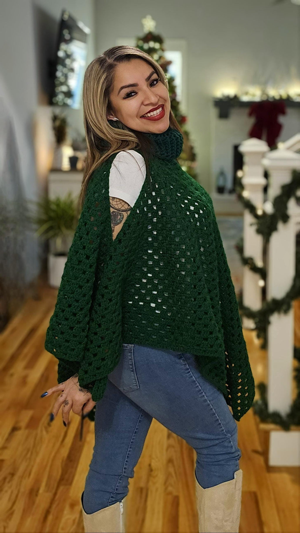 Crochet Open Shoulder Poncho: Wintergreen Acrylic, Size M/L