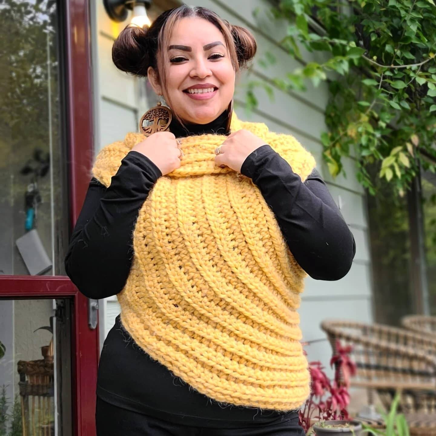 Crochet Pullover Vest: Alpaca Blend, Large to Extra Large